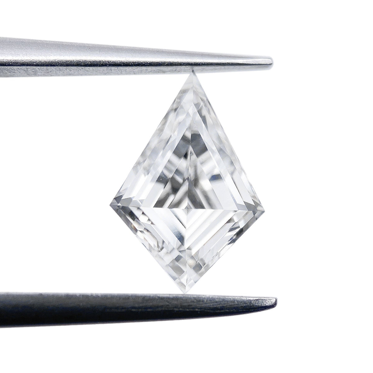 1.04ct | F/VS1 Kite Shape Step Cut Lab Diamond (IGI)-LITHOS Diamond