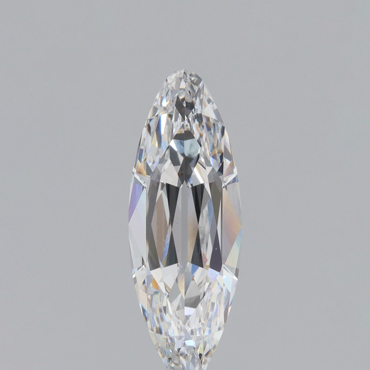 2.15ct | E/VVS2 Oval Shape Old Mine Cut Lab Diamond (IGI)-LITHOS Diamond
