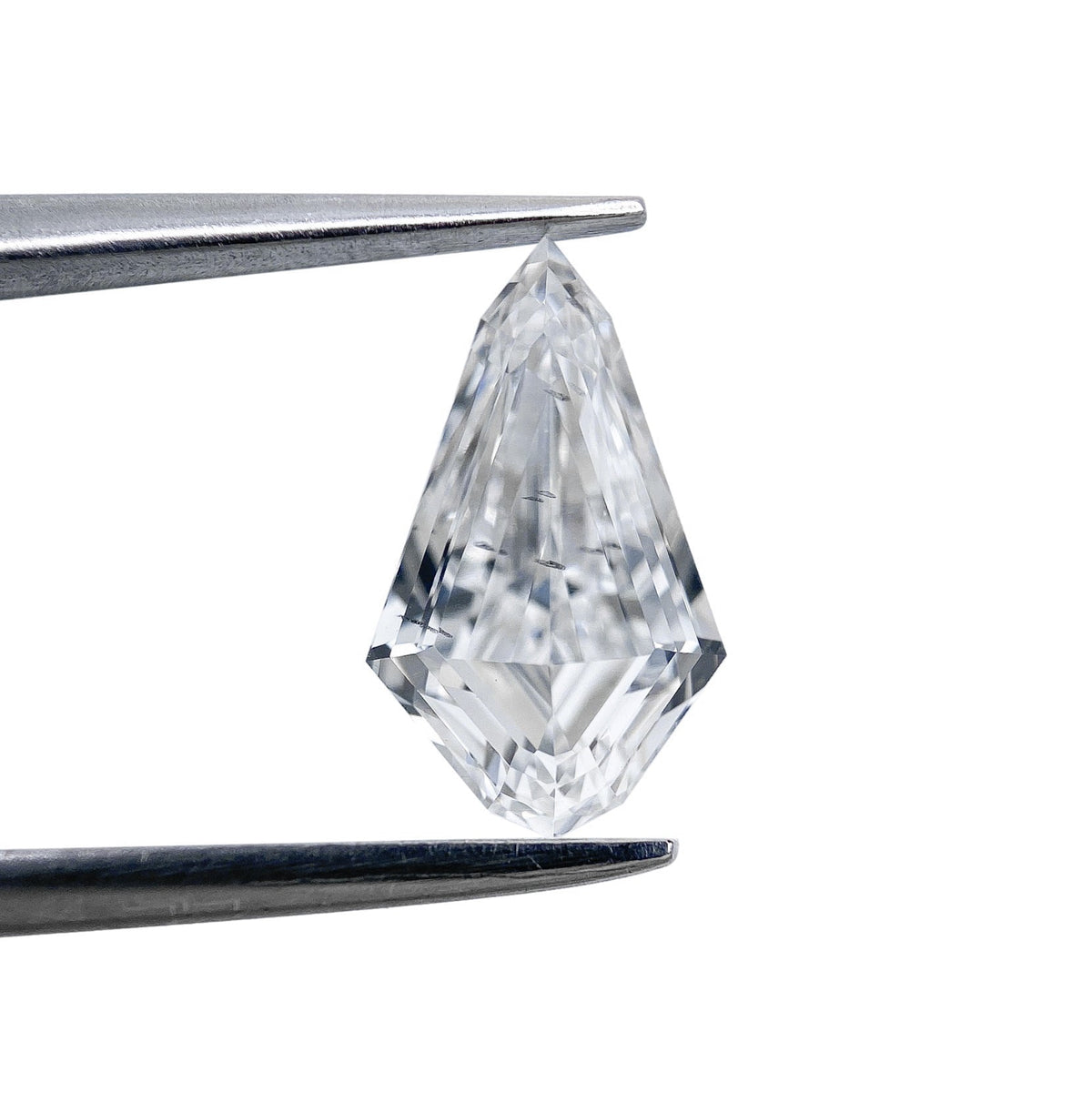 1.23ct | D/SI1 Kite Shape Step Cut Lab Diamond (IGI)-LITHOS Diamond