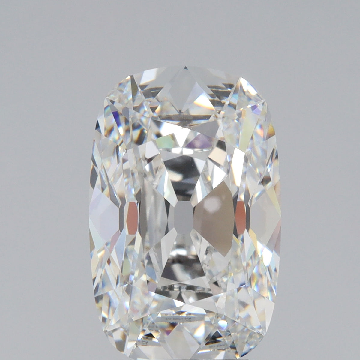 5.04ct | E/VVS2 Cushion Shape Old Mine Cut Lab Diamond (IGI)-LITHOS Diamond
