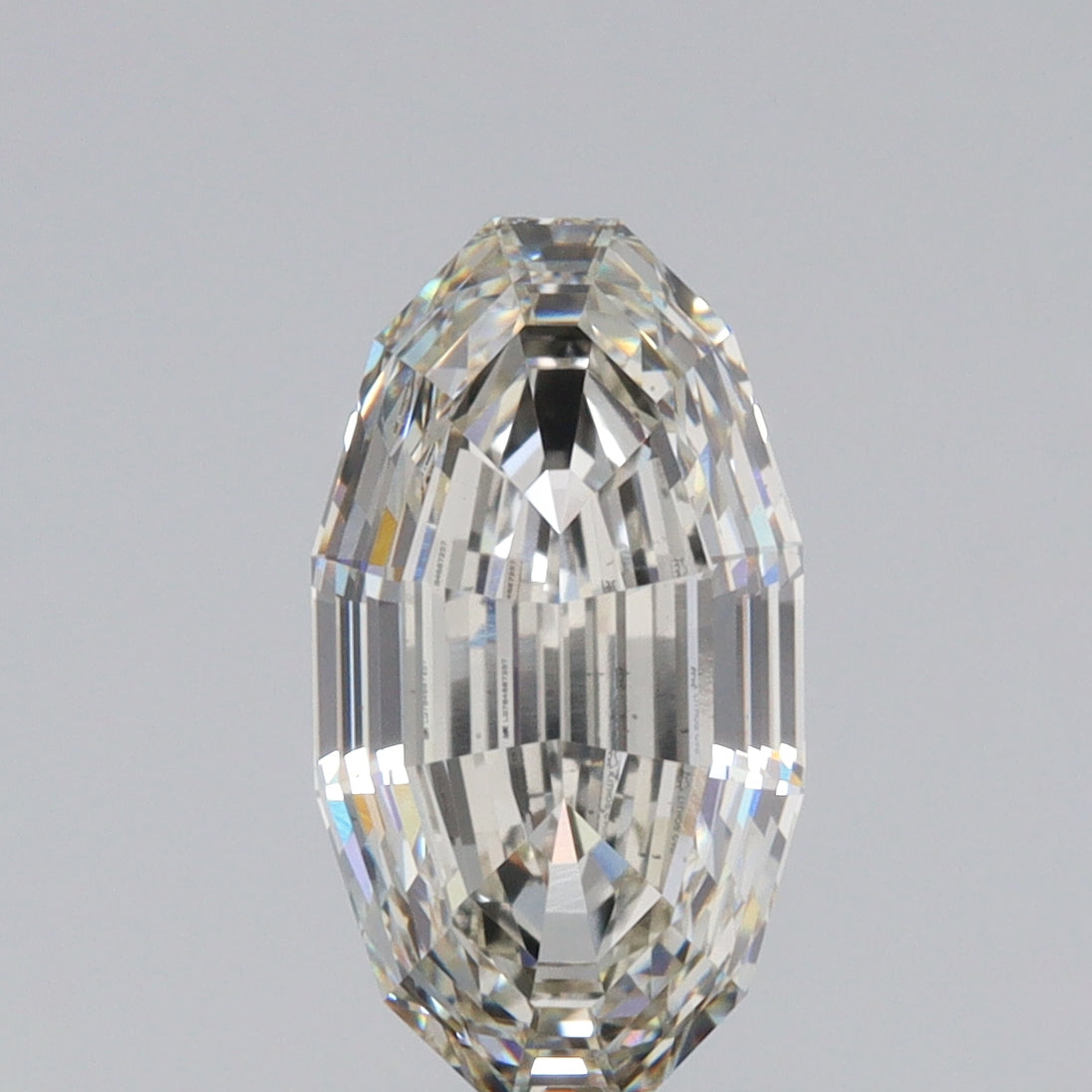 2.40ct | I/VS1 Oval Shape Step Cut Lab Diamond (IGI)-LITHOS Diamond