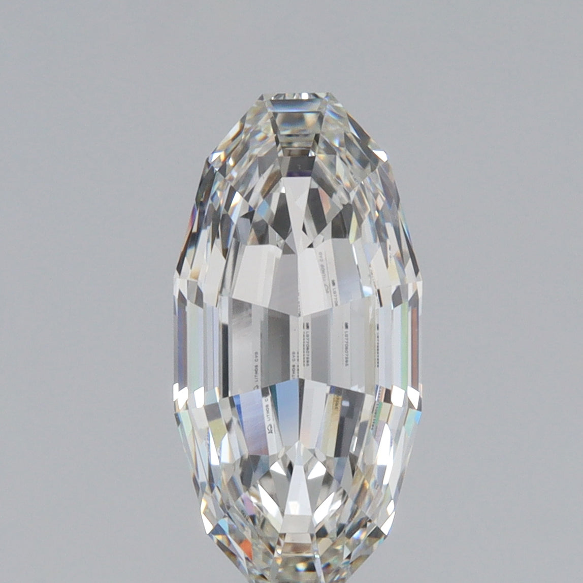 2.52ct | F/VVS2 Oval Shape Step Cut Lab Diamond (IGI)