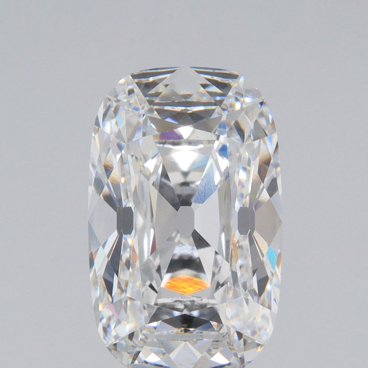 4.13ct | E/VVS2 Antique Cushion Shape Old Mine Cut Lab Diamond (IGI)-LITHOS Diamond