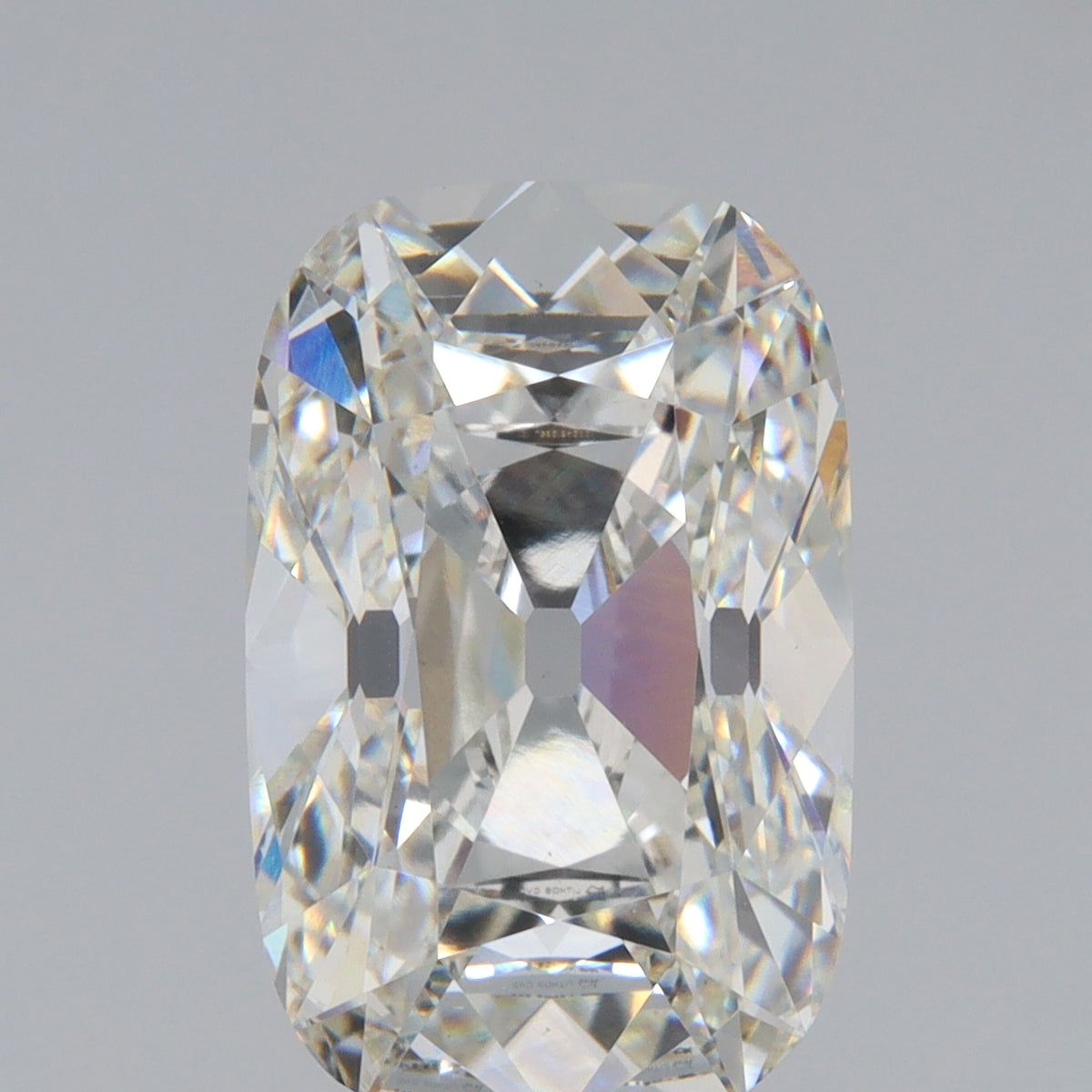 5.34ct | G/VVS2 Cushion Shape Old Mine Cut Lab Diamond (IGI)