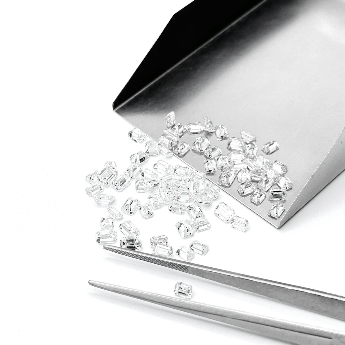 Emerald Cut Calibrated Lab Diamond Melee