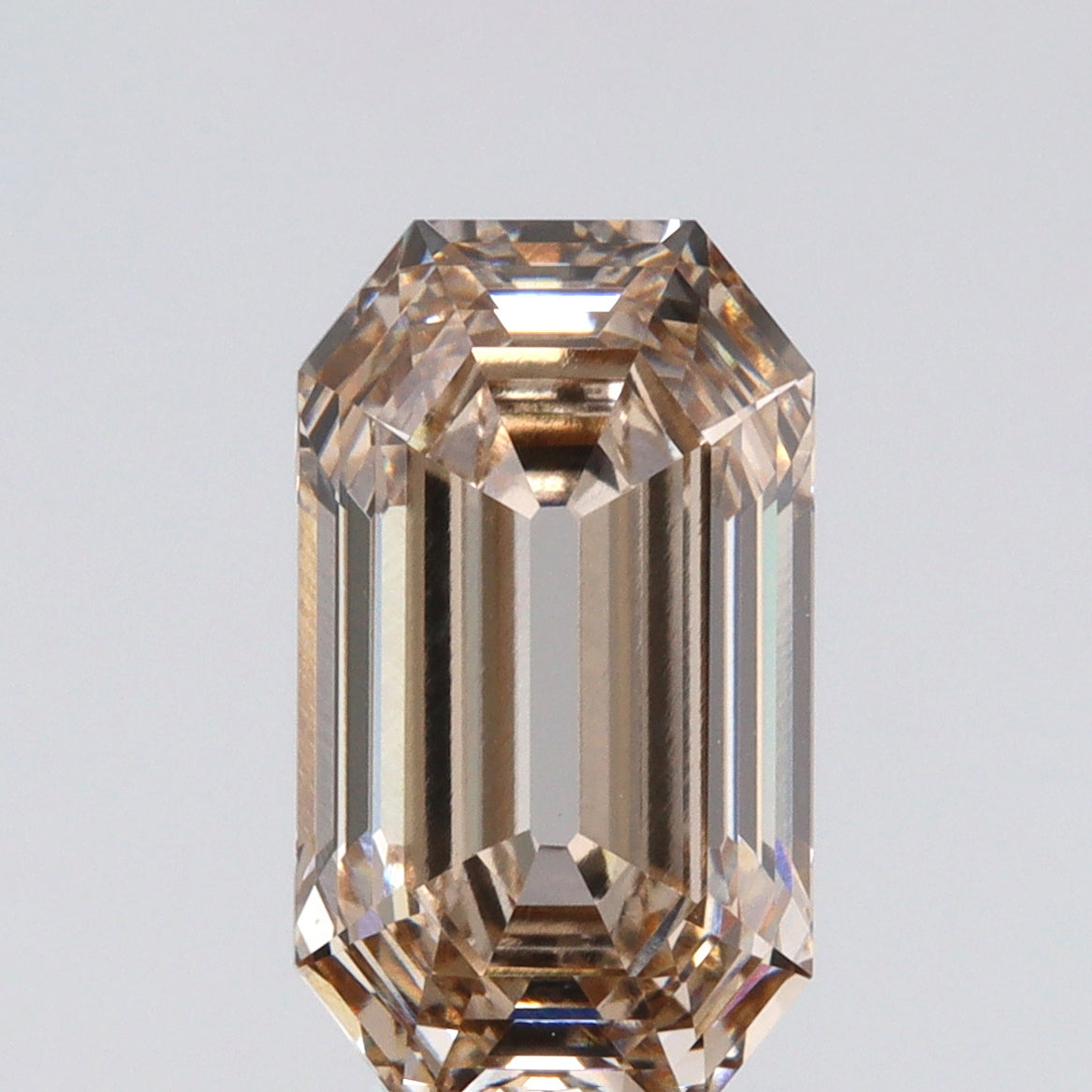 2.43ct | Very Light Brown/VVS2 Champagne Antique Octagon Shape Step Cut Lab Diamond (IGI)-LITHOS Diamond