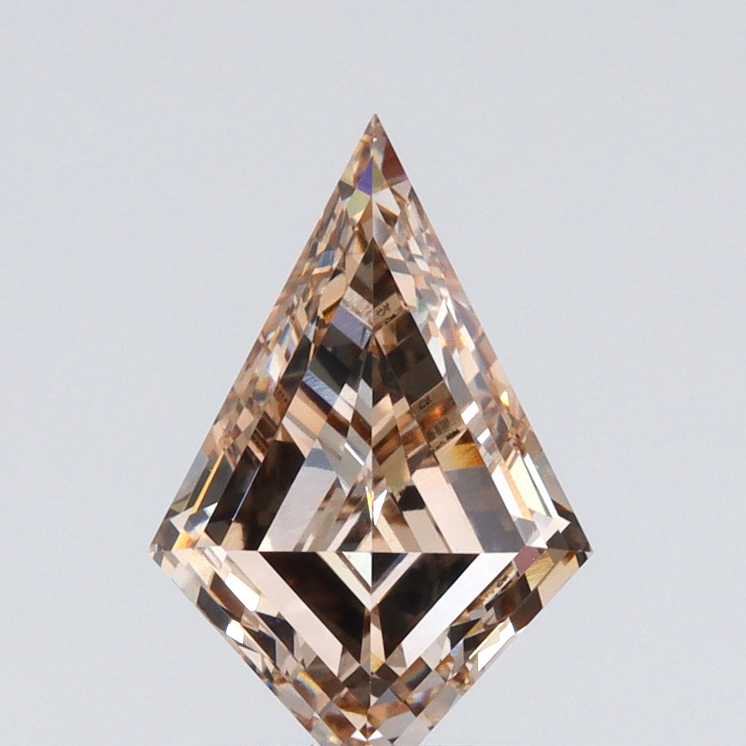 2.07ct | Light Brown/VVS2 Kite Shape Step Cut Lab Diamond (IGI)-LITHOS Diamond