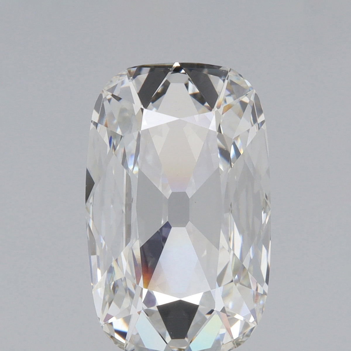 3.47ct | G/VVS2 Antique Cushion Shape Old Mine Cut Lab Diamond (IGI)-LITHOS Diamond