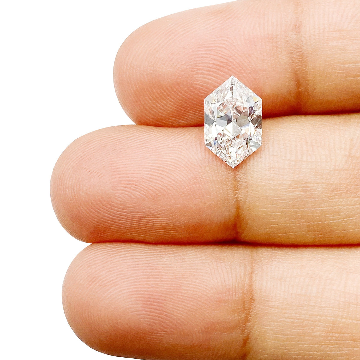 1.68ct | E/VS1 Hexagon Shape Brilliant Cut Lab Diamond (IGI)-LITHOS Diamond