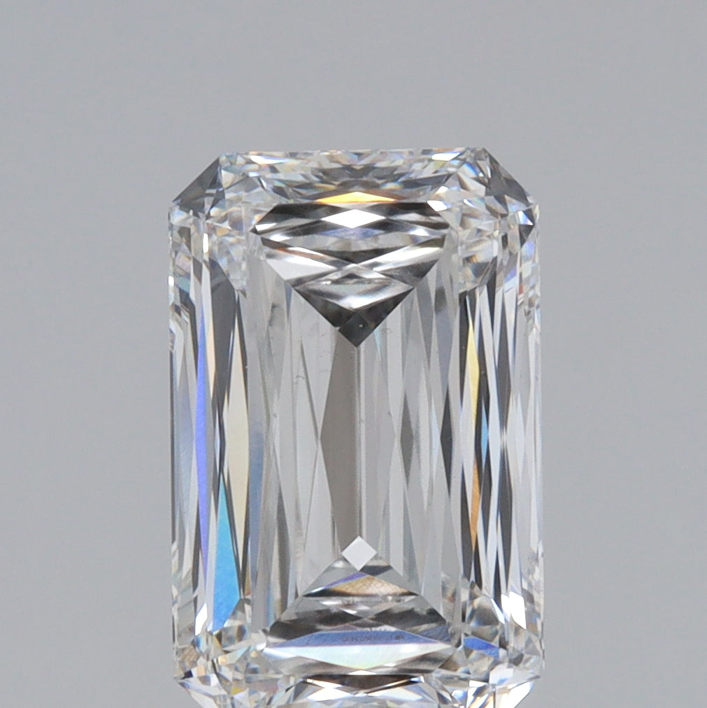 2.81ct | F/VS1 Emerald Shape Lattice Cut Lab Diamond (IGI)-LITHOS Diamond