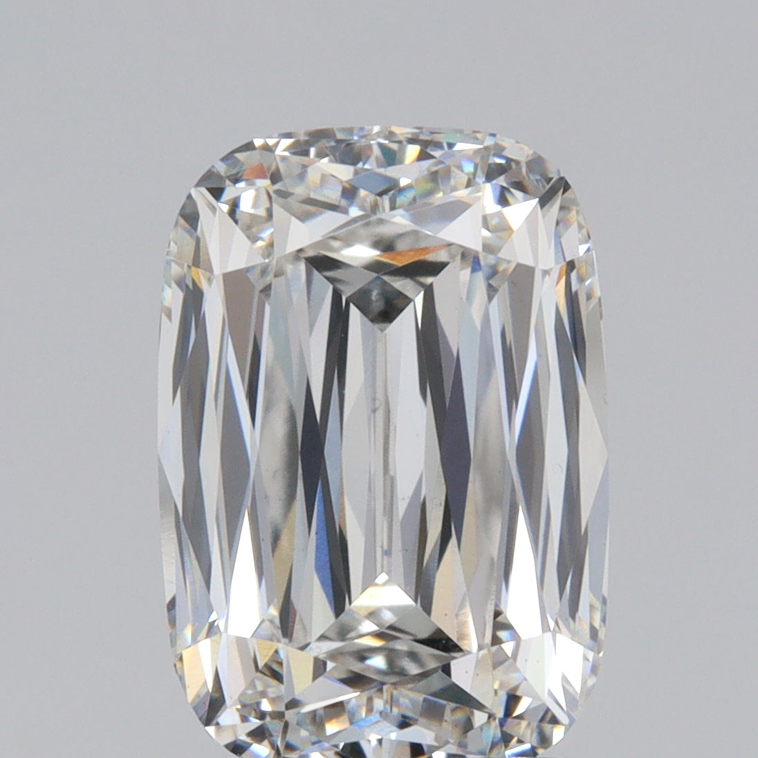 3.20ct | G/VS1 Cushion Shape Lattice Cut Lab Diamond (IGI)