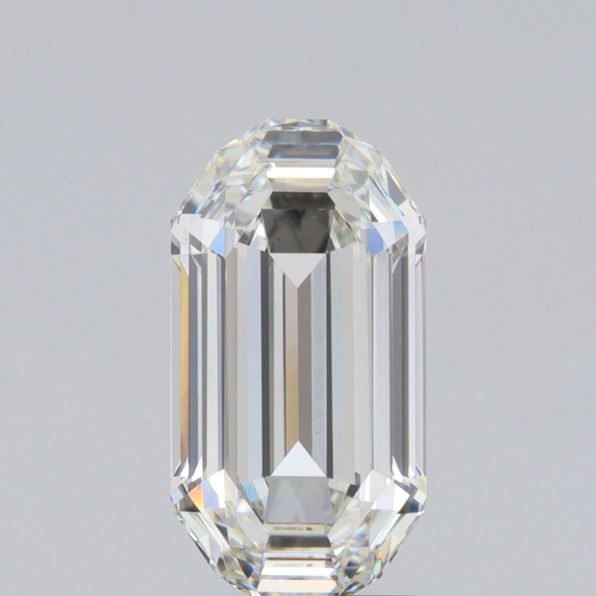 3.01ct | H/VS1 Octagon Shape Step Cut Lab Diamond (IGI)-LITHOS Diamond