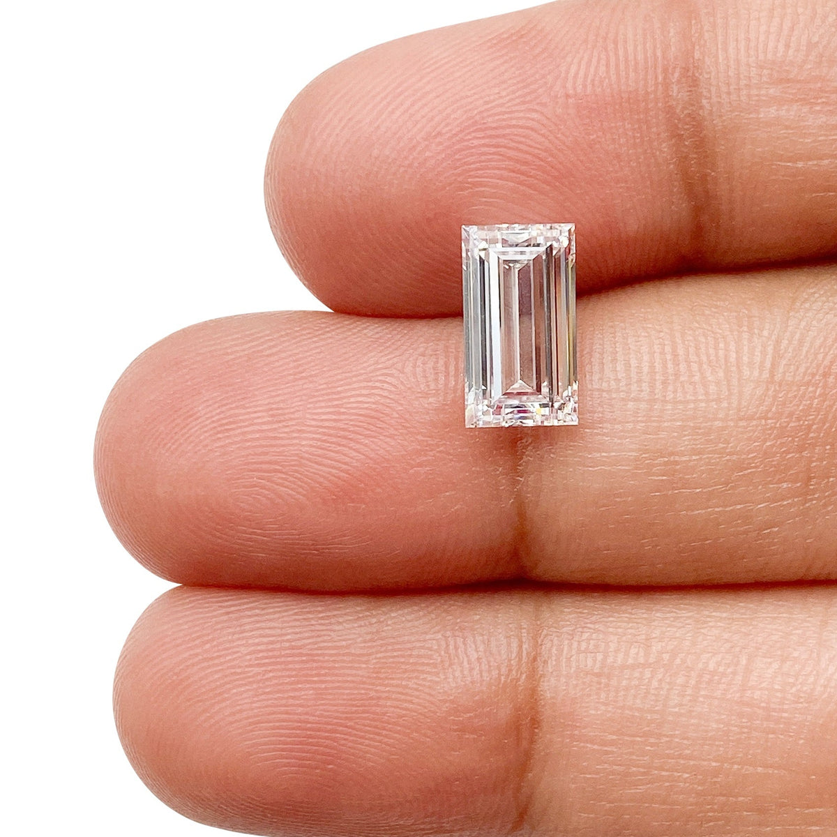 1.84ct | E/VVS2 Baguette Shape Step Cut Lab Diamond (IGI)-LITHOS Diamond