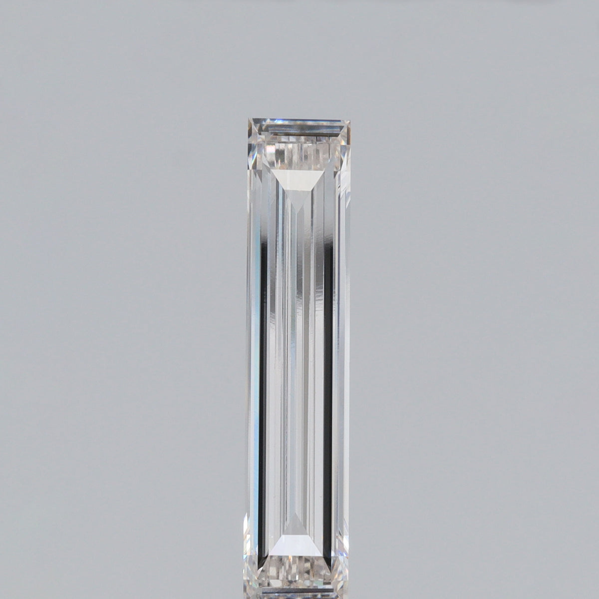 2.00ct | F/VS1 Baguette Shape Step Cut Lab Diamond (IGI)