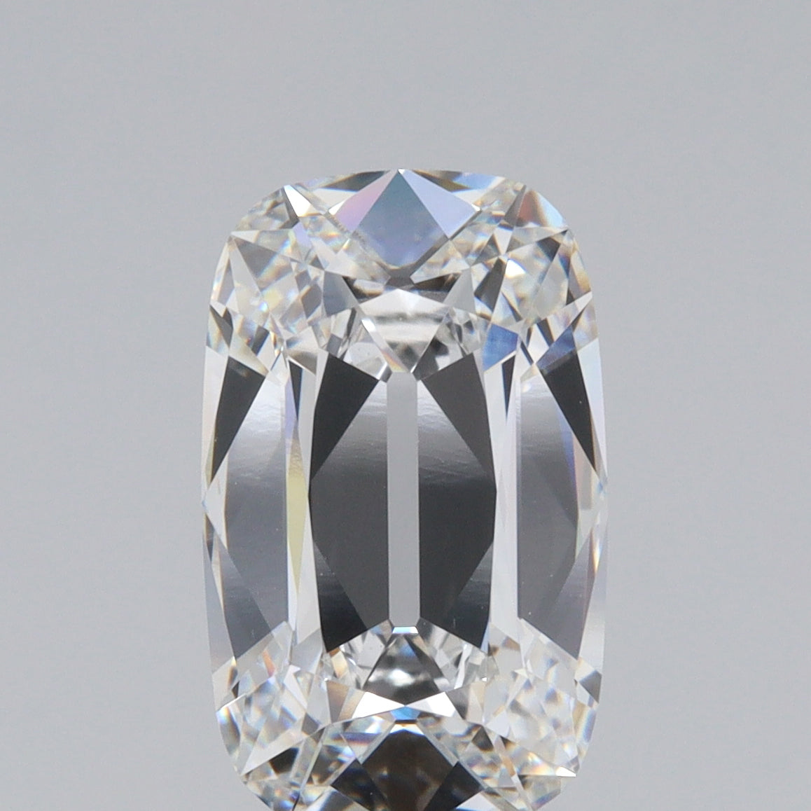 3.26ct | F/VVS2 Cushion Shape Old Mine Cut Lab Diamond (IGI)