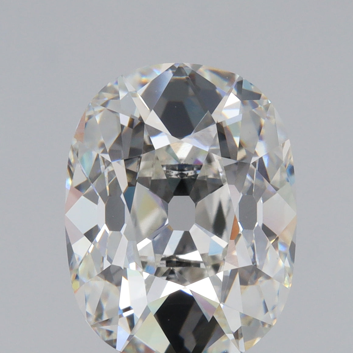 5.43ct | F/VVS2 Cushion Shape Old Mine Cut Lab Diamond (IGI)