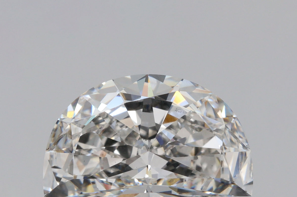 1.56ct | E/VS1 Half Moon Shape Brilliant Cut Lab Diamond (IGI)