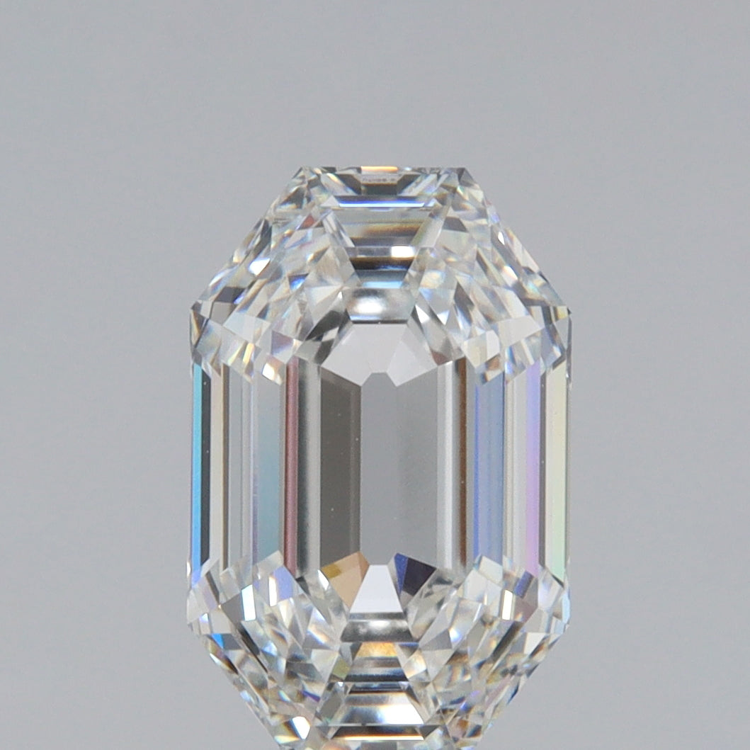 2.81ct | F/VVS2 Octagon Shape Step Cut Lab Diamond (IGI)-LITHOS Diamond