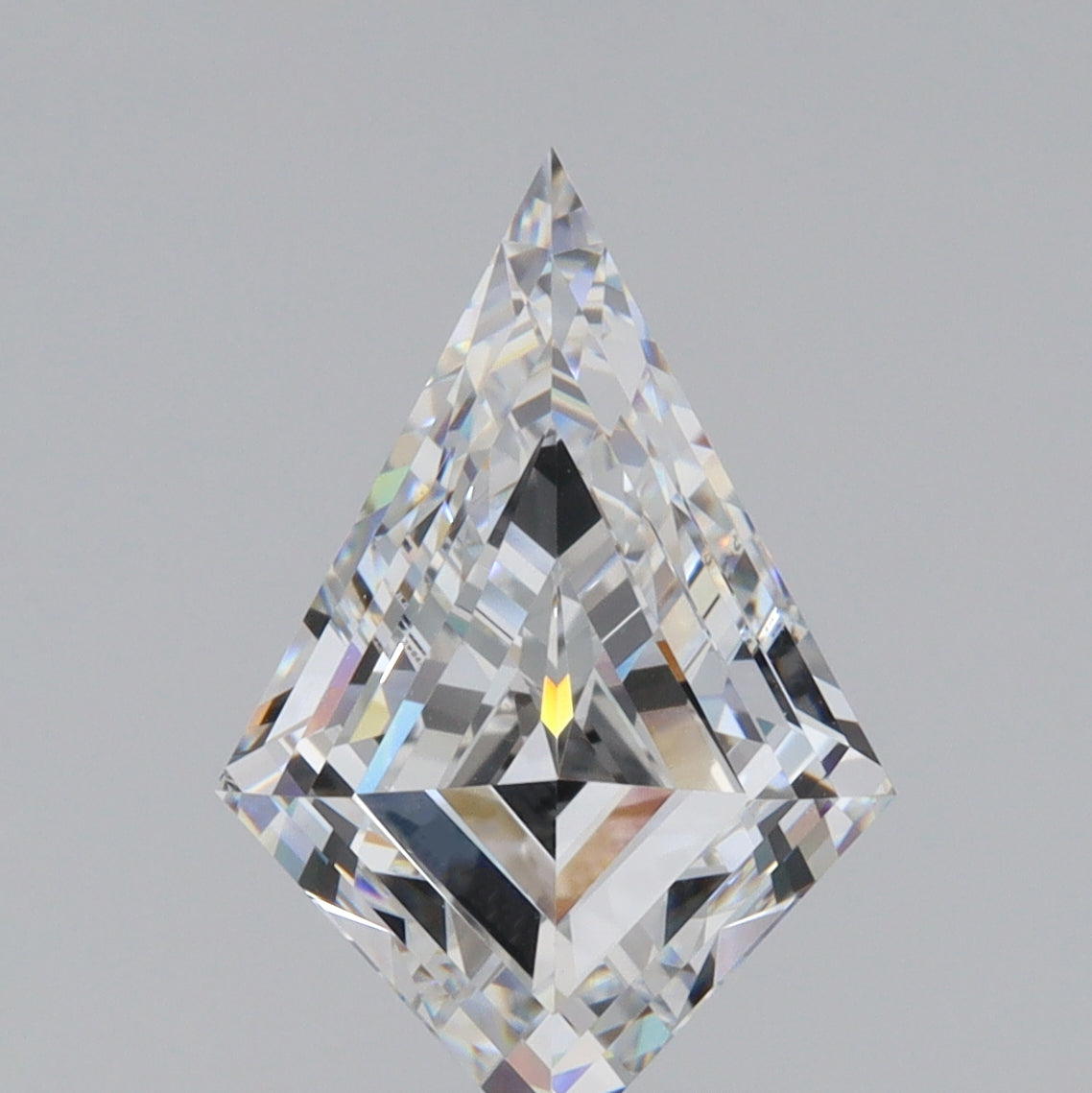 3.01ct | E/VVS2 Kite Shape Step Cut Lab Diamond (IGI)