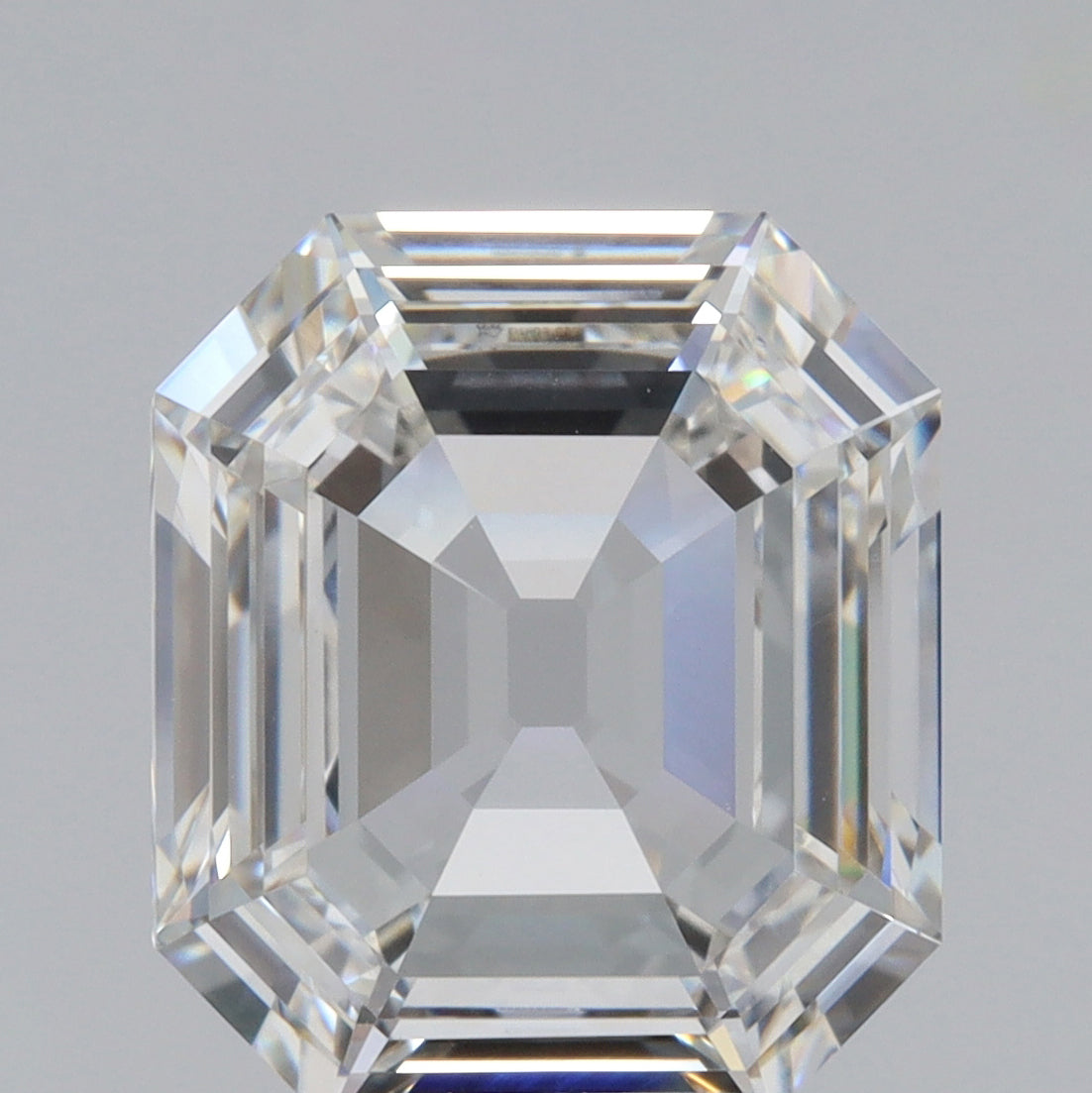 4.25ct | F/VVS2 Antique Octagon Shape Step Cut Lab Diamond (IGI)