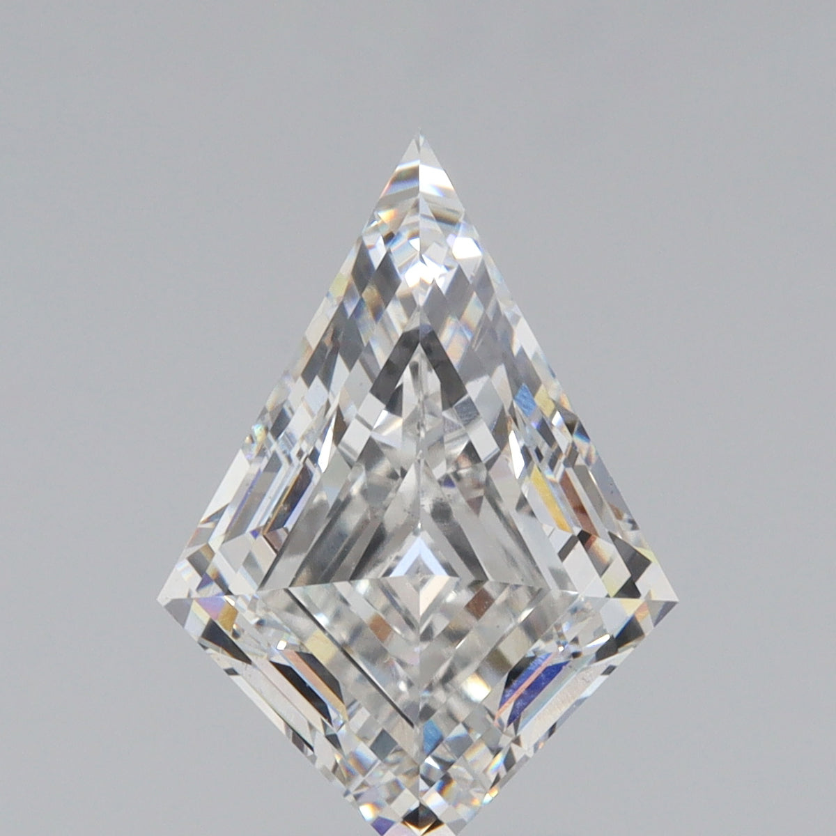 3.21ct | F/VS1 Kite Shape Step Cut Lab Diamond (IGI)-LITHOS Diamond
