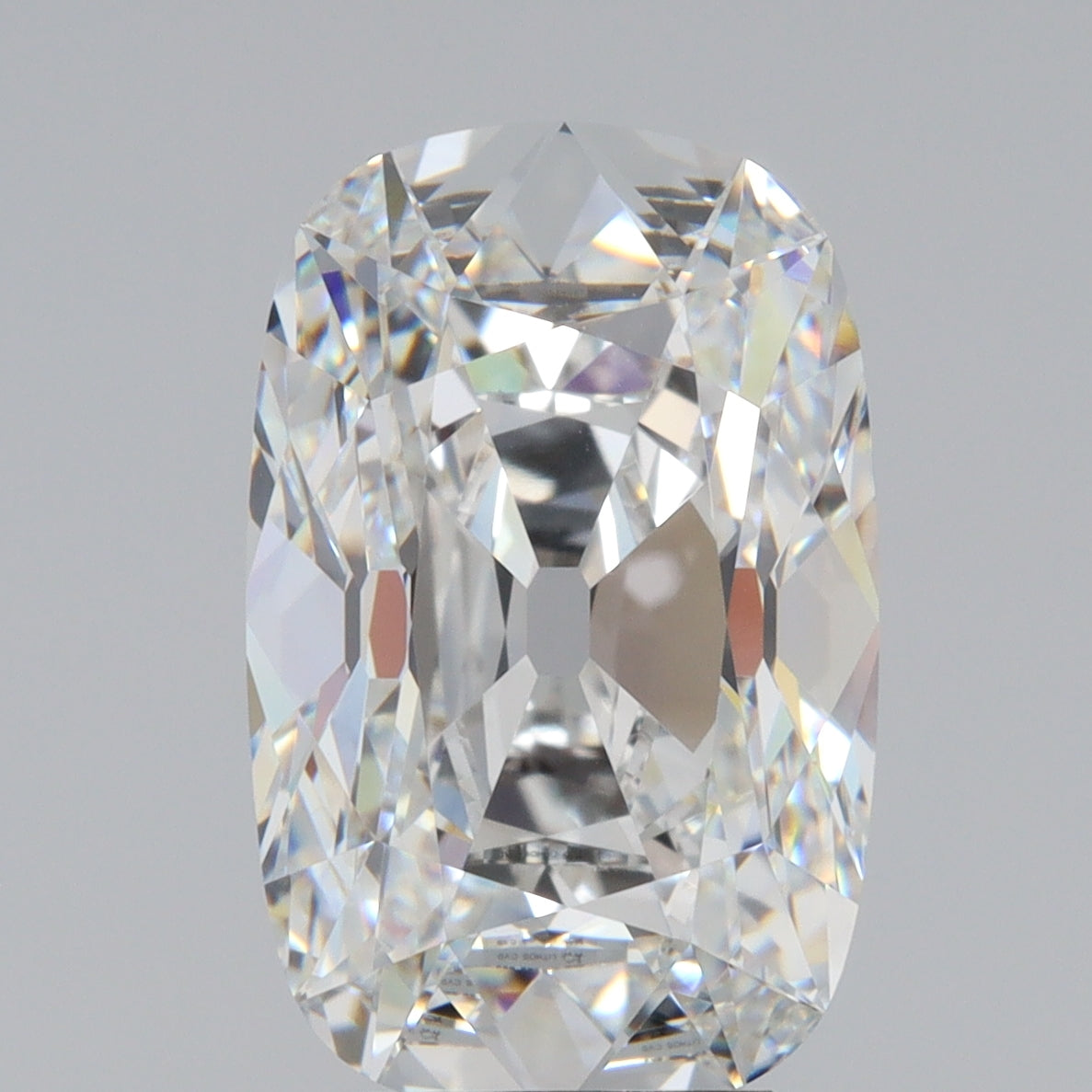 5.04ct | E/VVS2 Cushion Shape Old Mine Cut Lab Diamond (IGI)