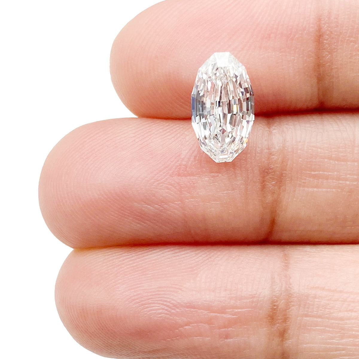 1.90ct | E/VVS2 Oval Shape Step Cut Lab Diamond (IGI)