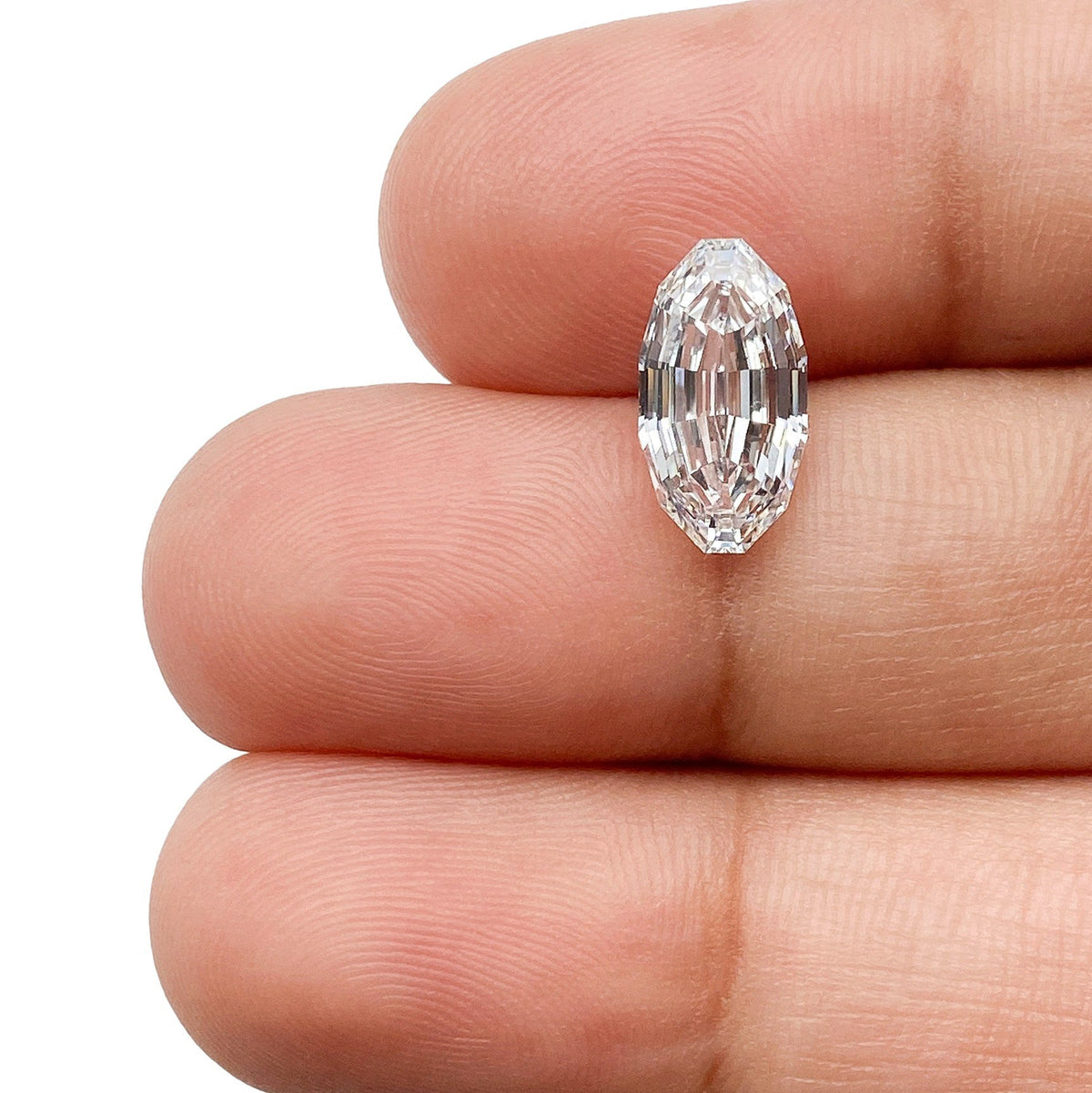 2.00ct | E/VS2 Oval Shape Step Cut Lab Diamond (IGI)-LITHOS Diamond
