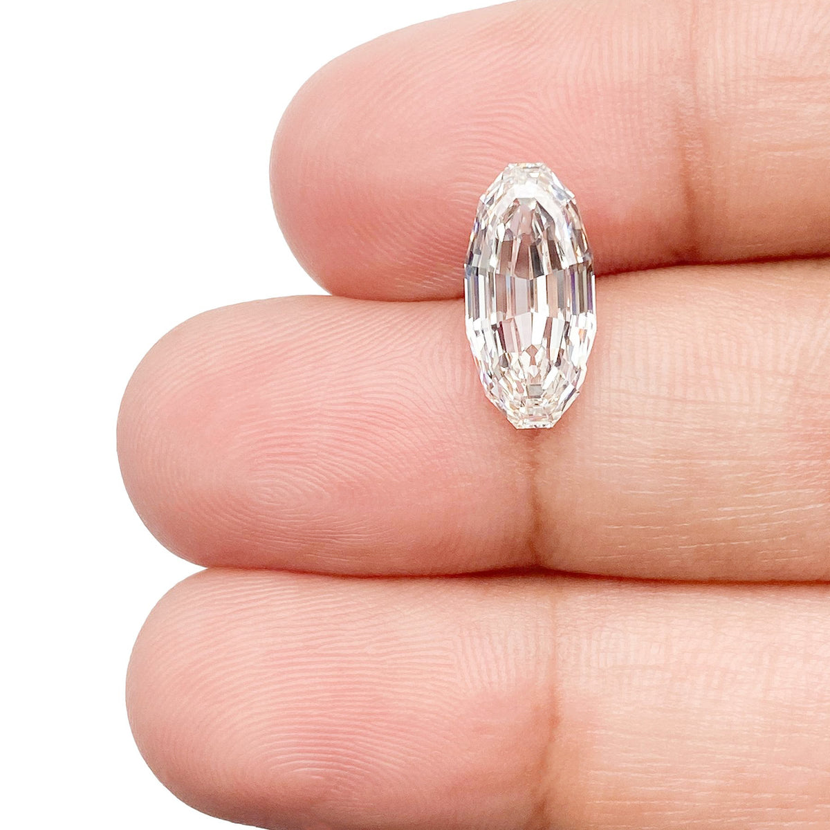 2.52ct | F/VVS2 Oval Shape Step Cut Lab Diamond (IGI)