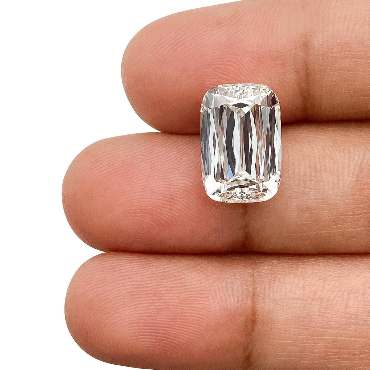 5.89ct | I/VS1 Cushion Shape Lattice Cut Lab Diamond (IGI)