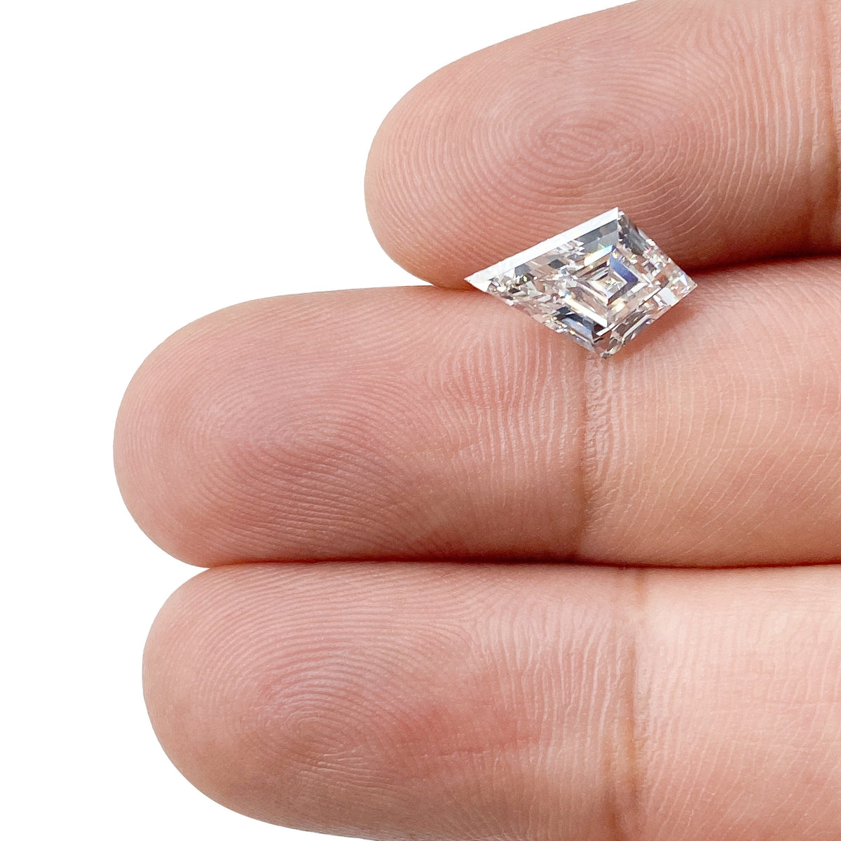 2.09ct | F/VS1 Kite Shape Step Cut Lab Diamond (IGI)-LITHOS Diamond