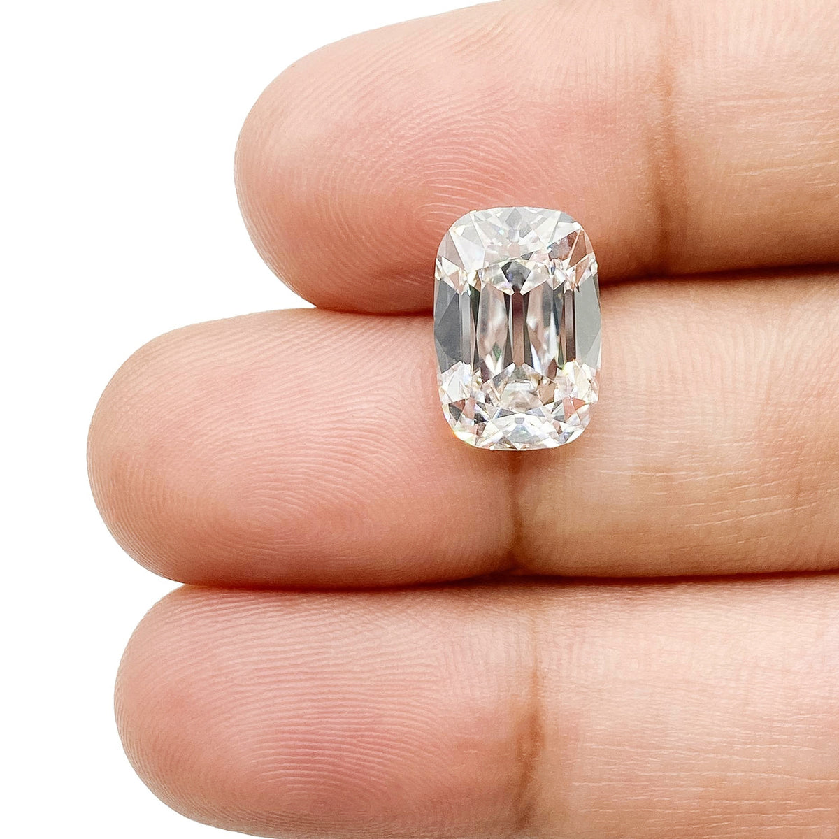 4.07ct | E/VVS2 Cushion Shape Old Mine Cut Lab Diamond (IGI)