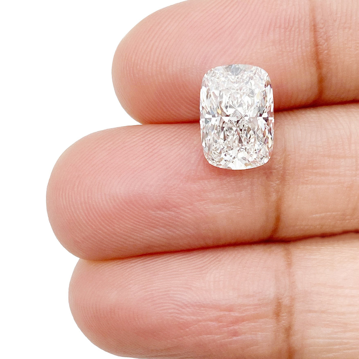 2.61ct | E/VVS2 Cushion Shape Brilliant Cut Lab Diamond (IGI)