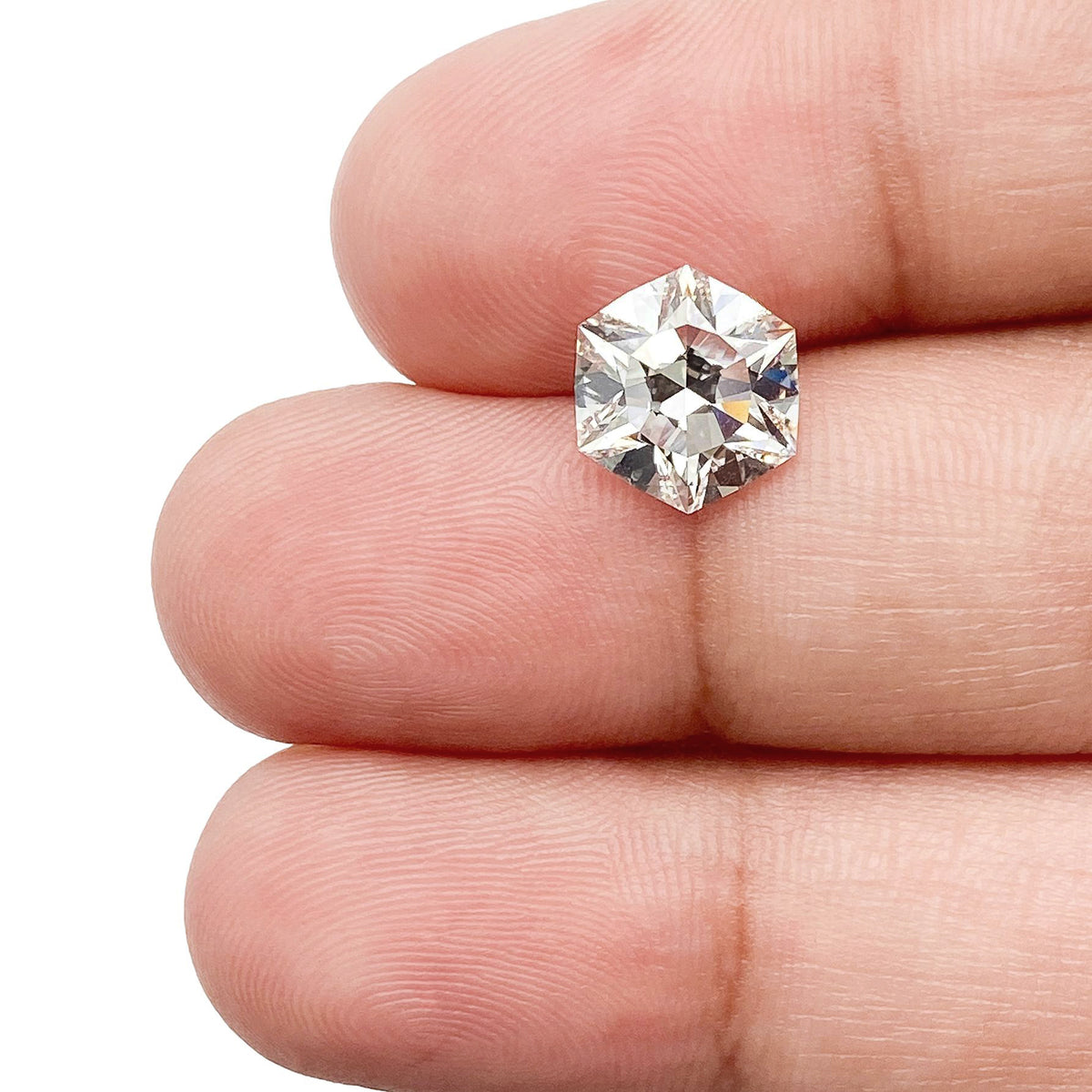 2.07ct | F/VVS2 Hexagon Shape Brilliant Cut Lab Diamond (IGI)-LITHOS Diamond