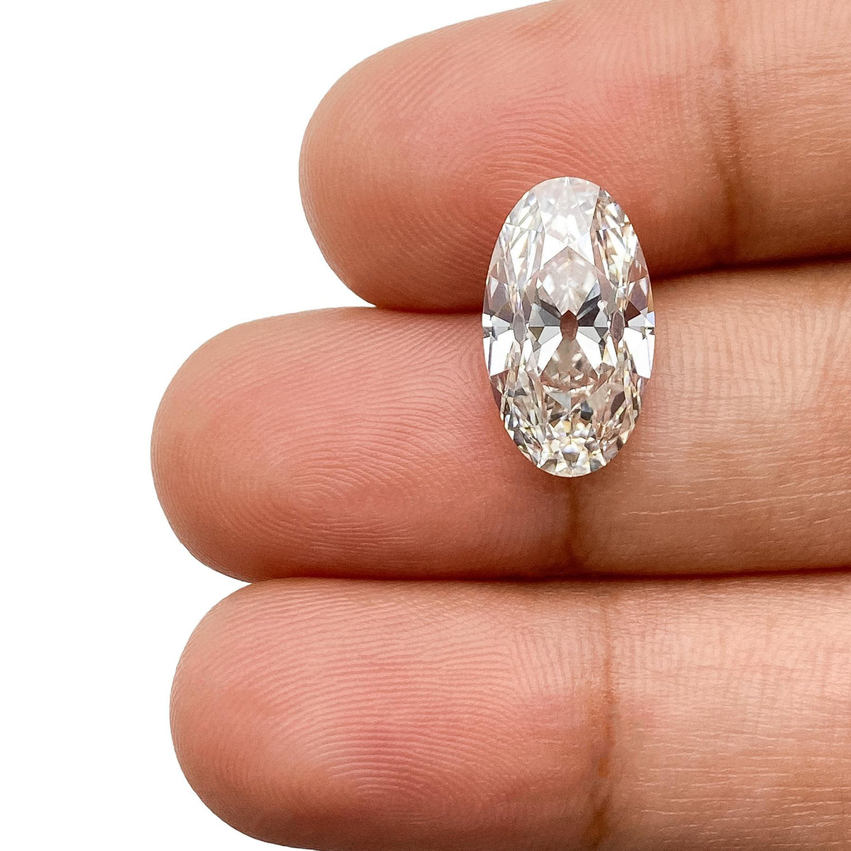 4.29ct | F/VVS2 Oval Shape Old Mine Cut Lab Diamond (IGI)