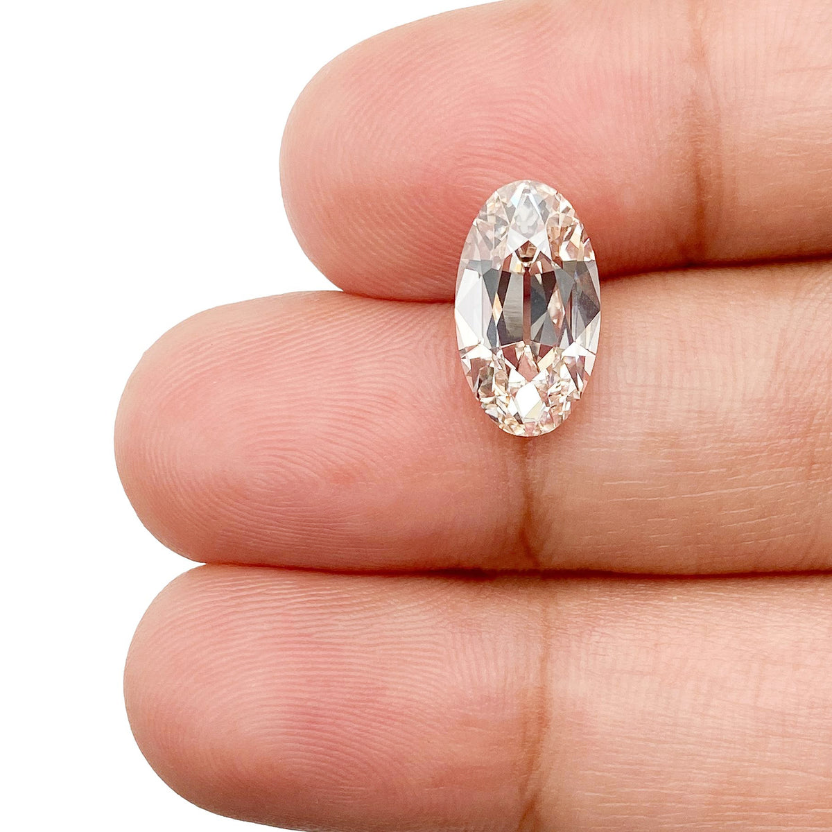 2.81ct | J/VVS2 Oval Shape Old Mine Cut Lab Diamond (IGI)