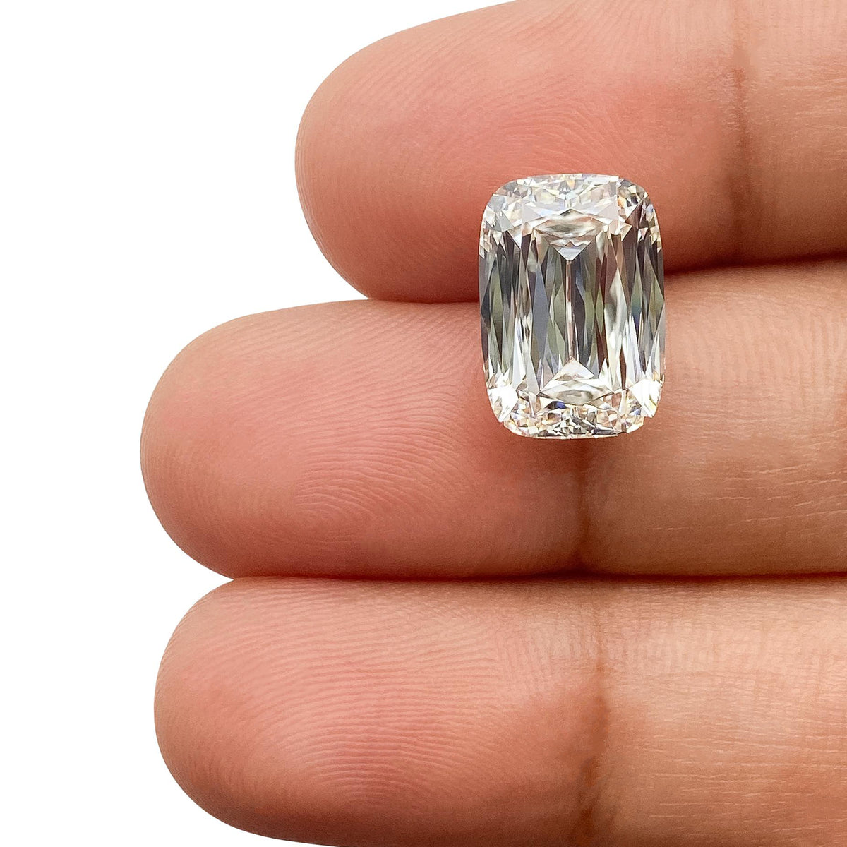 5.29ct | H/VVS2 Cushion Shape Lattice Cut Lab Diamond (IGI)