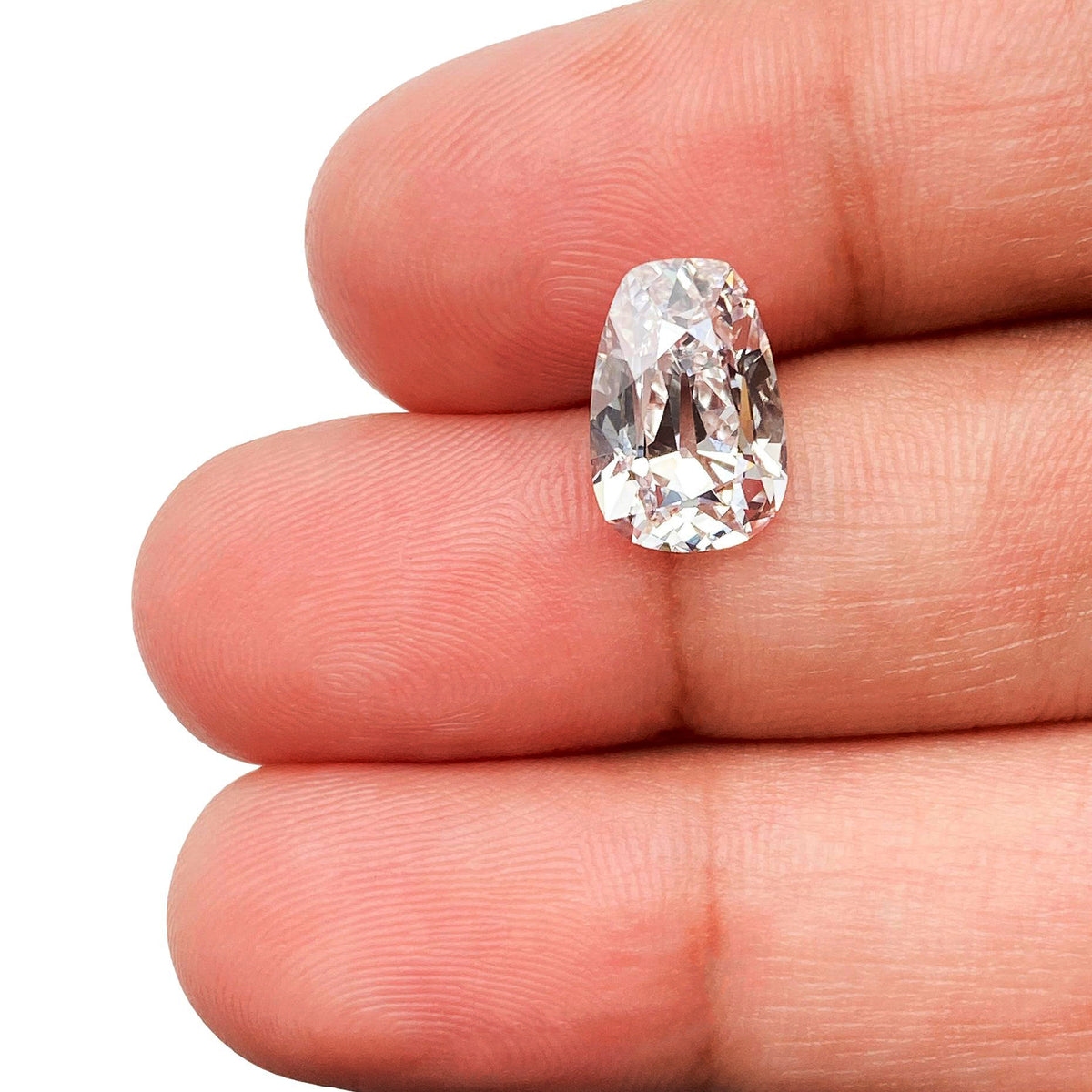 2.85ct | E/VS1 Tapered Cushion Shape Old Mine Cut Lab Diamond (IGI)