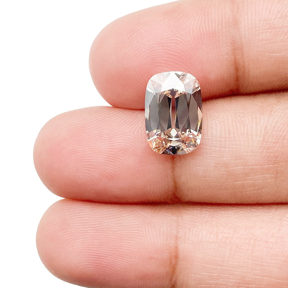 3.21ct | N/VS1 Cushion Shape Old Mine Cut Lab Diamond (IGI)-LITHOS Diamond