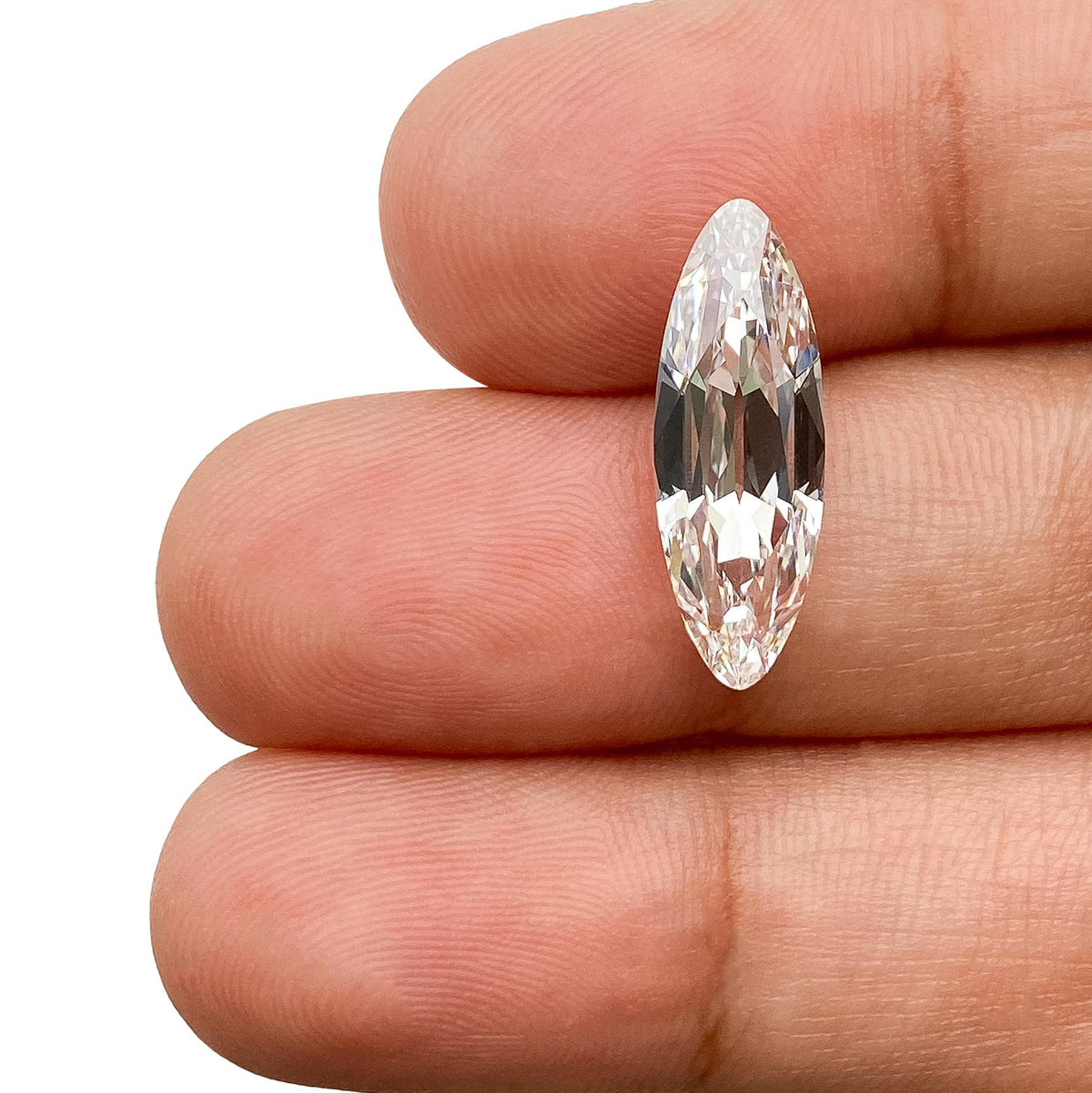 3.29ct | F/VVS2 Oval Shape Old Mine Cut Lab Diamond (IGI)