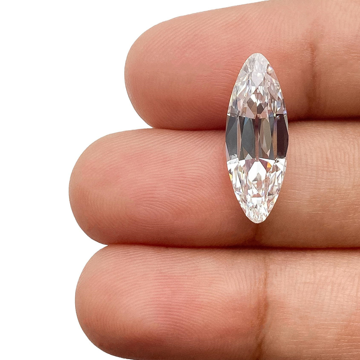4.11ct | F/VVS2 Oval Shape Old Mine Cut Lab Diamond (IGI)