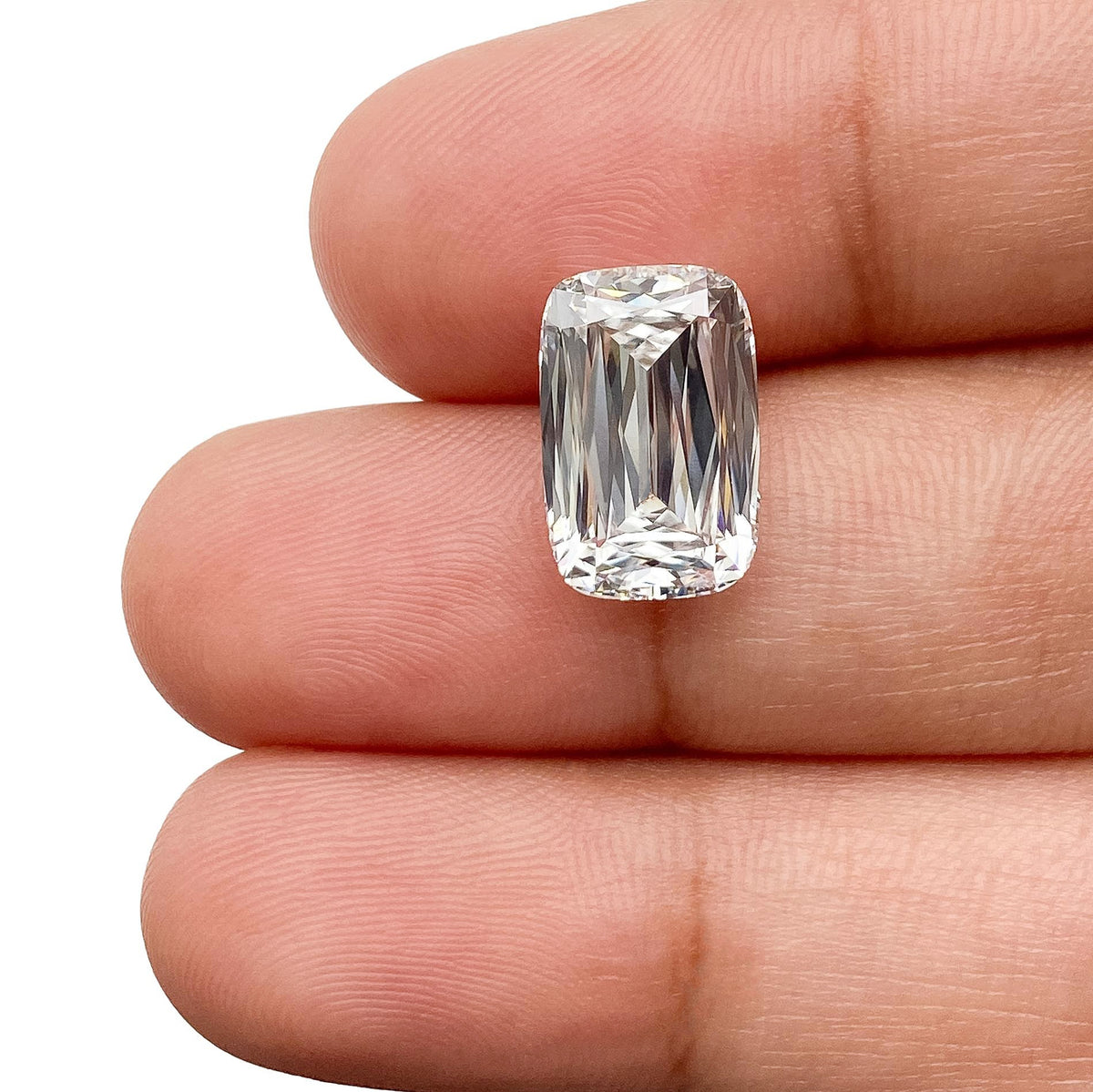 4.06ct | E/VVS2 Cushion Shape Lattice Cut Lab Diamond (IGI)