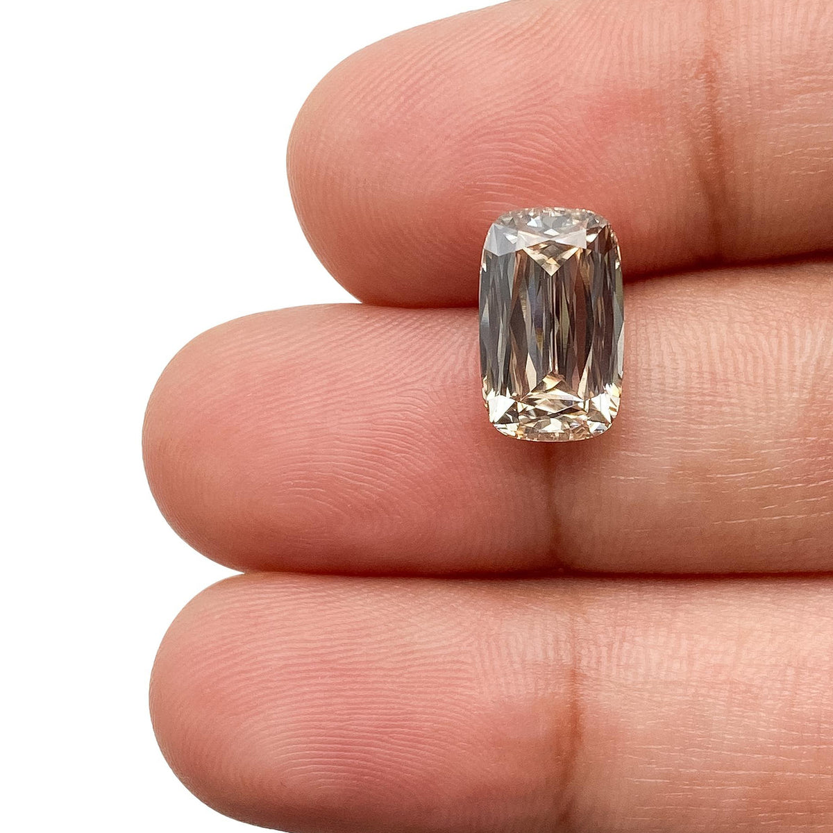 2.84ct | N/VS1 Champagne Cushion Shape Lattice Cut Lab Diamond (IGI)-LITHOS Diamond