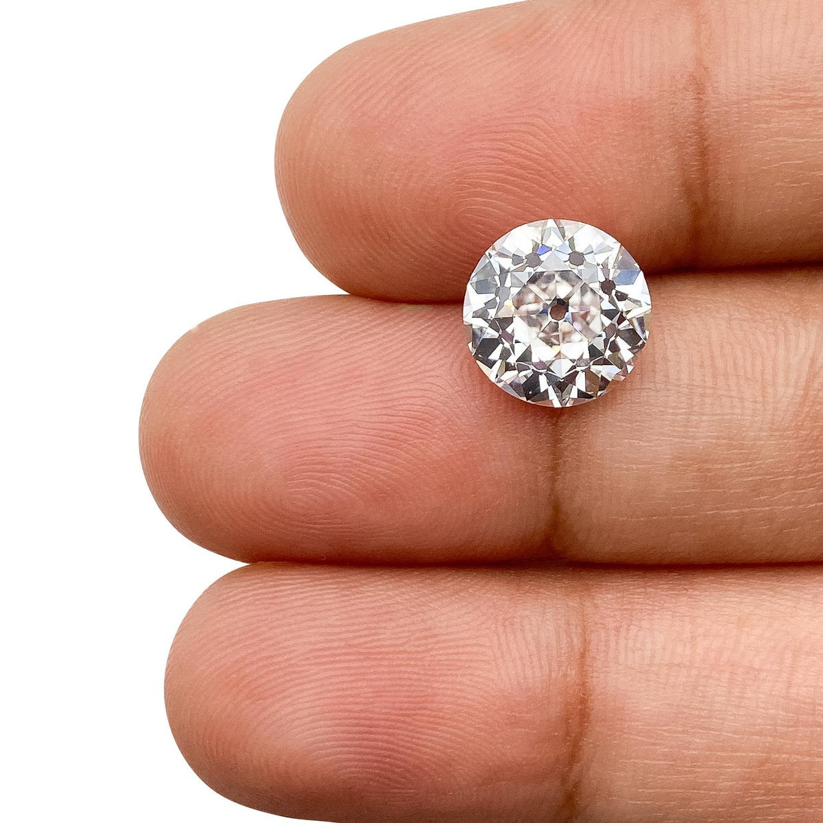3.31ct | E/VVS2 Round Shape Old European Cut Lab Diamond (IGI)