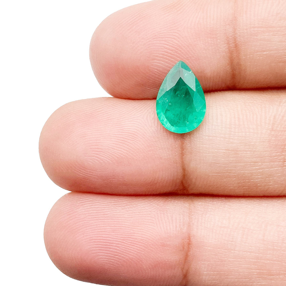 1.31ct | Brilliant Cut Pear Shape Lab Emerald