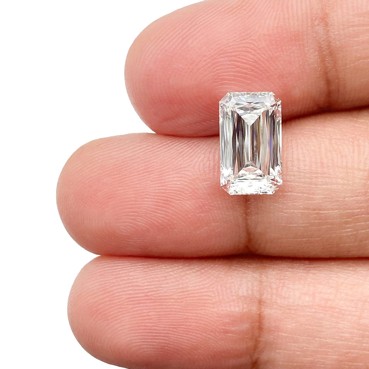 2.42ct | F/VS1 Emerald Shape Lattice Cut Lab Diamond (IGI)