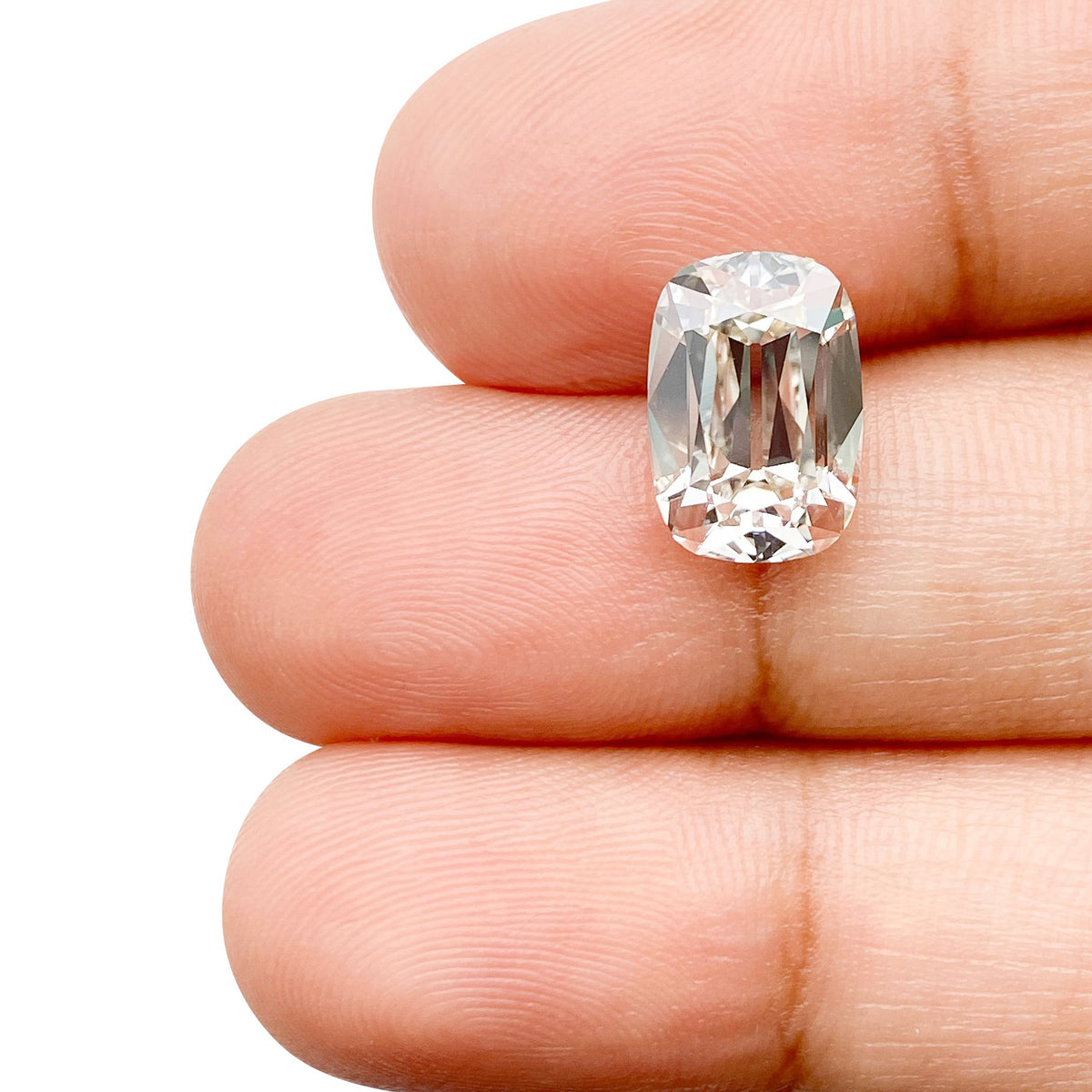 3.15ct | I/VS1 Cushion Shape Old Mine Cut Lab Diamond (IGI)
