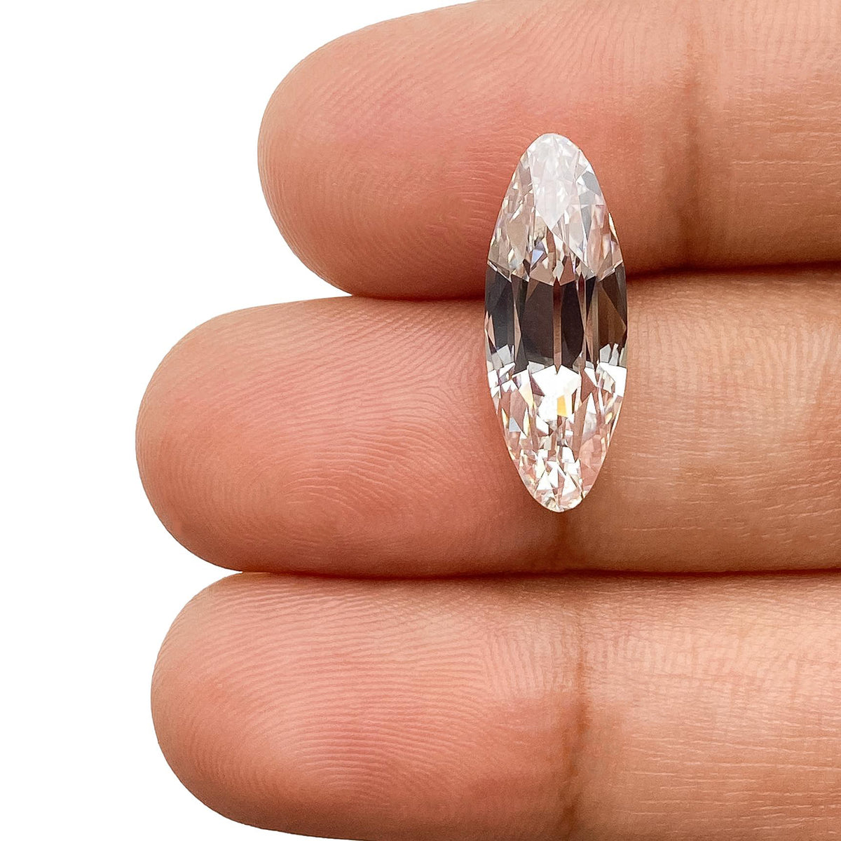 3.65ct | F/VVS2 Oval Shape Old Mine Cut Lab Diamond (IGI)