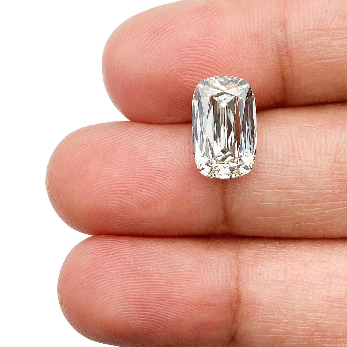 3.34ct | I/VS1 Cushion Shape Lattice Cut Lab Diamond (IGI)-LITHOS Diamond