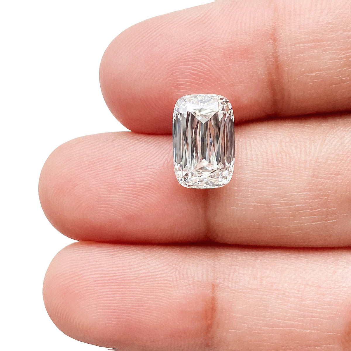 3.36ct | F/VS1 Cushion Shape Lattice Cut Lab Diamond (IGI)